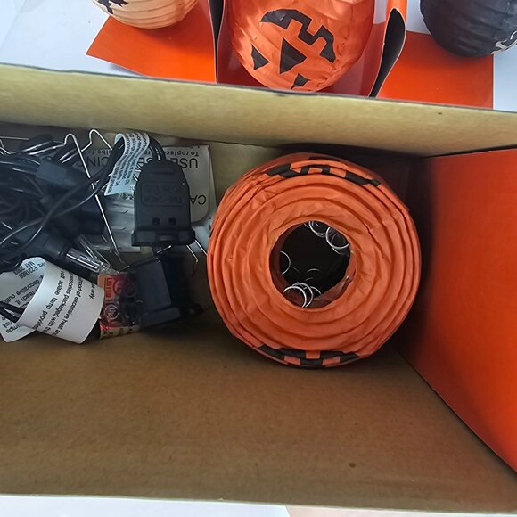Pottery Barn Halloween String Lights Set Of 10 Witch Pumpkin & Skeleton Lanterns - Picture 7 of 9